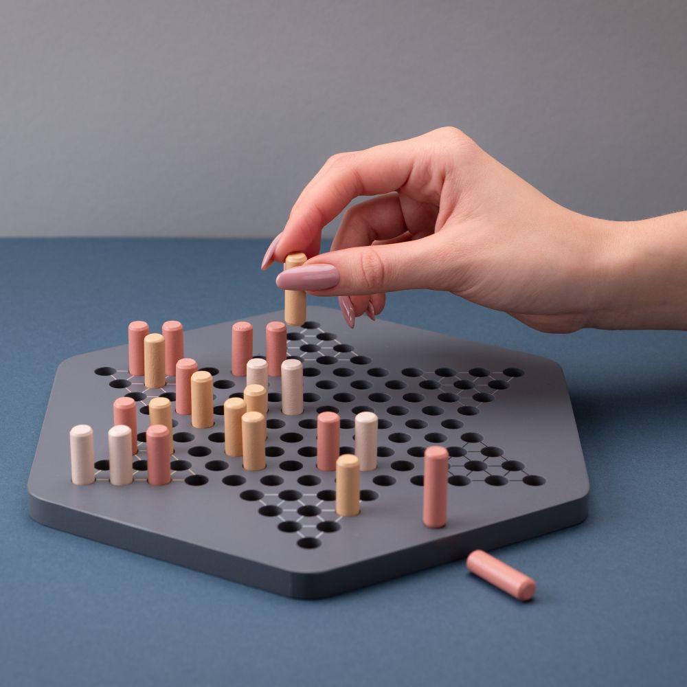 les meilleurs vernis nudes pour vos ongles en hiver 2026