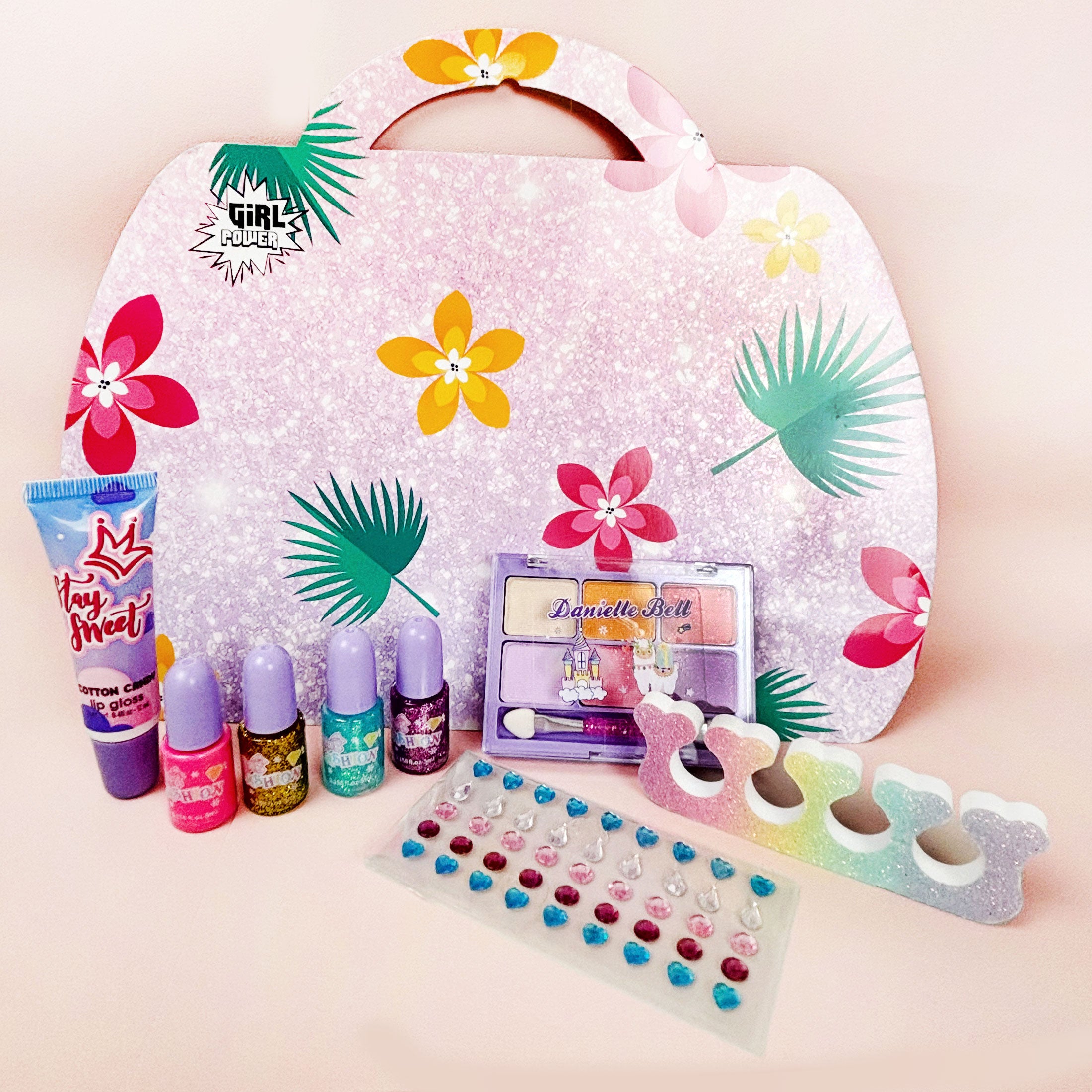 Kit maquillage et vernis pour enfant